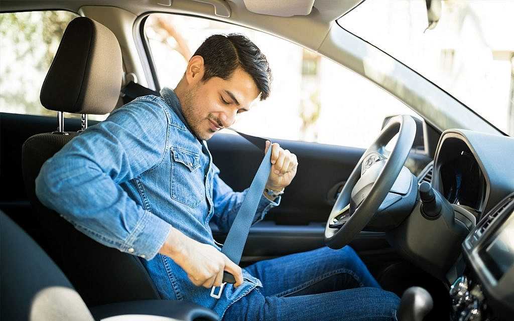 Stay Safe on the Road: When and How to Get Seat Belt Repair